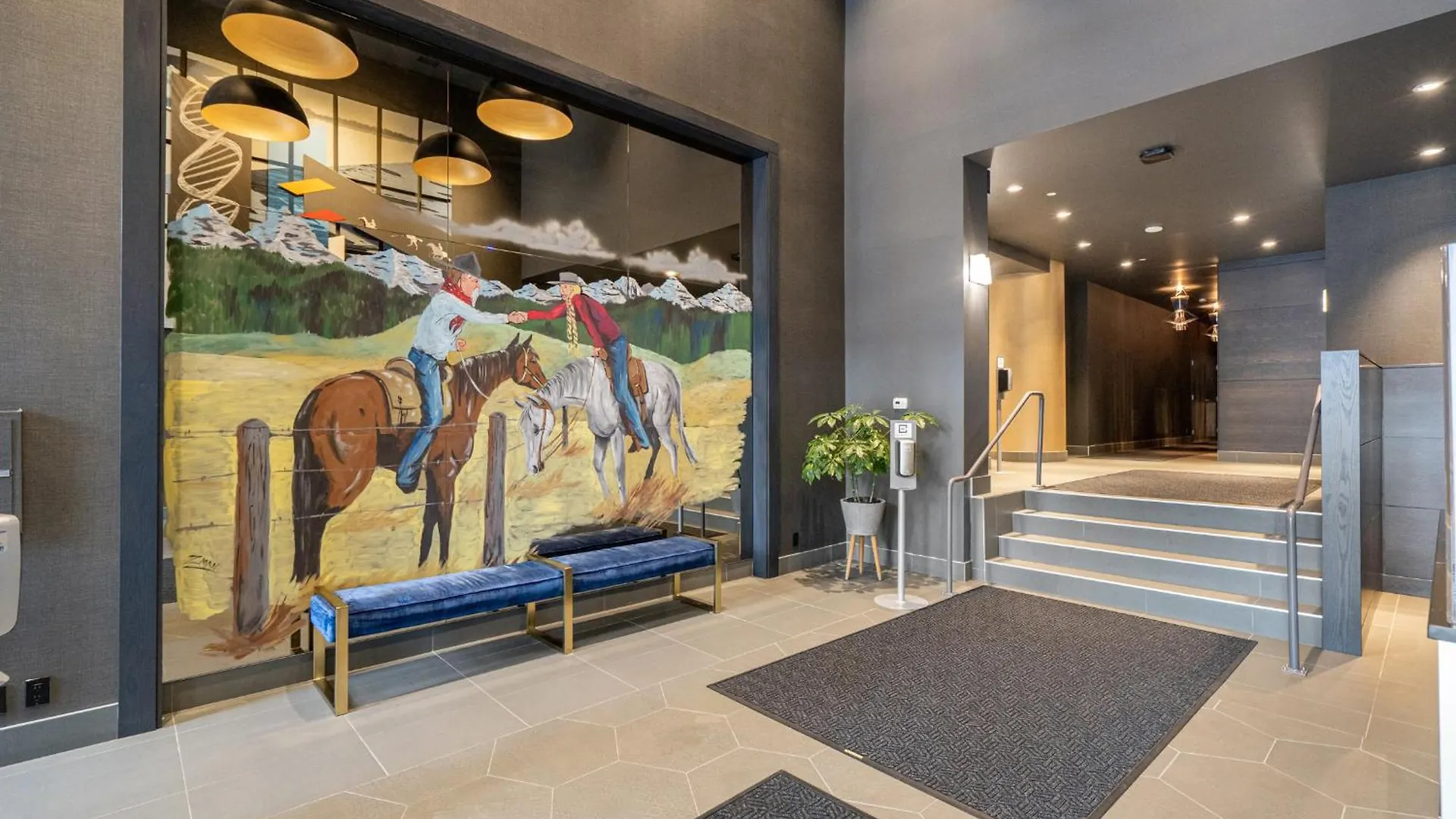 5-Min Walk To Stampede!! Luxury Corner Unit Dt W Panoramic Skyline City & Tower Views! Near Stampede, Bmo Centre! Free Banff Pass, Parking, Wine! Calgary Holiday home